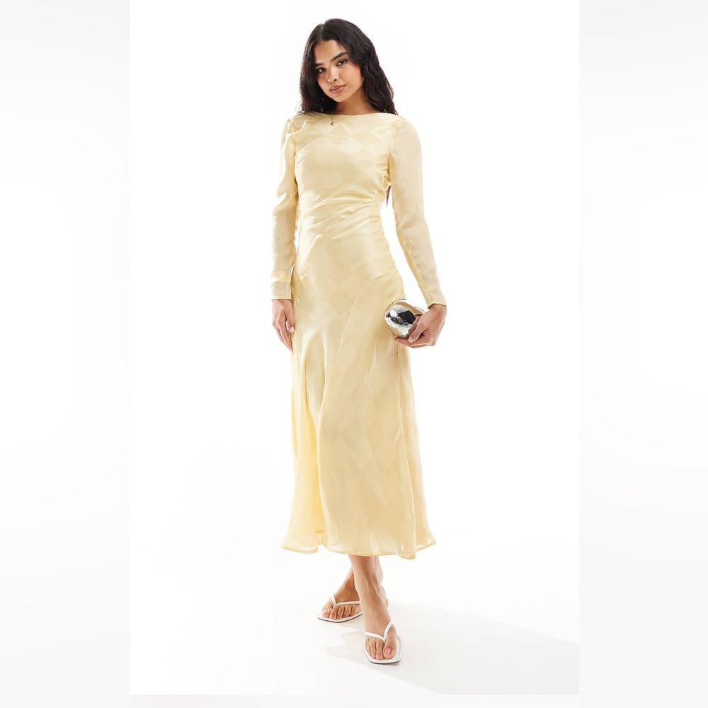 Elegant Butter Yellow Long Sleeve Dress